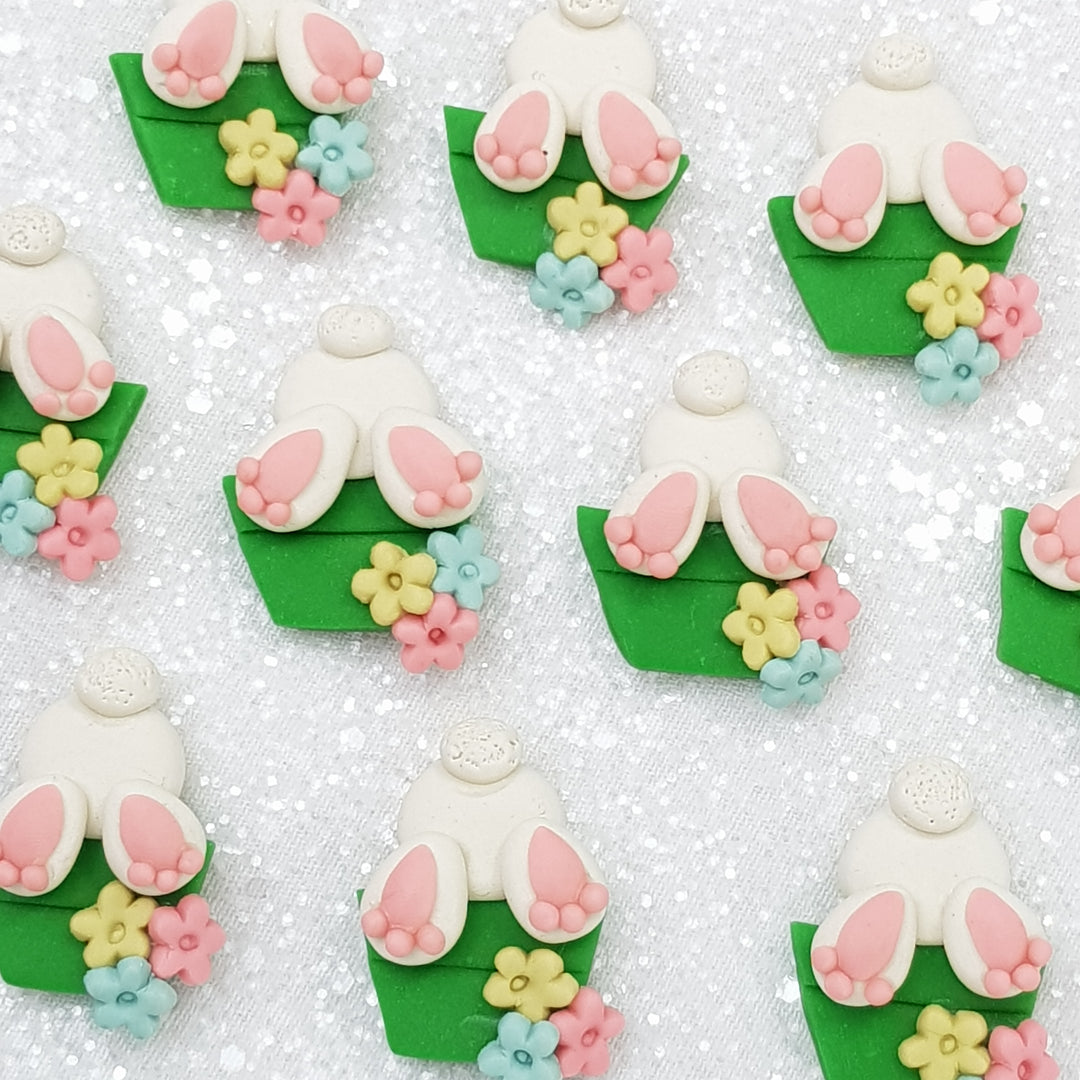 Bunny in basket - Handmade Flatback Clay Bow Centre - Crafty Mood