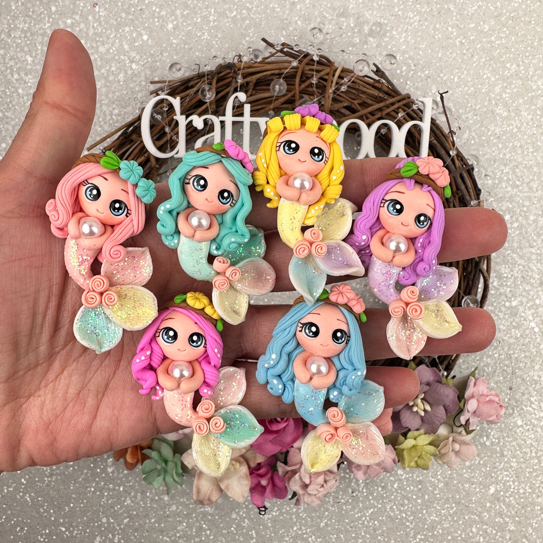 Mermaid pearl hug - Embellishment Clay Bow Centre