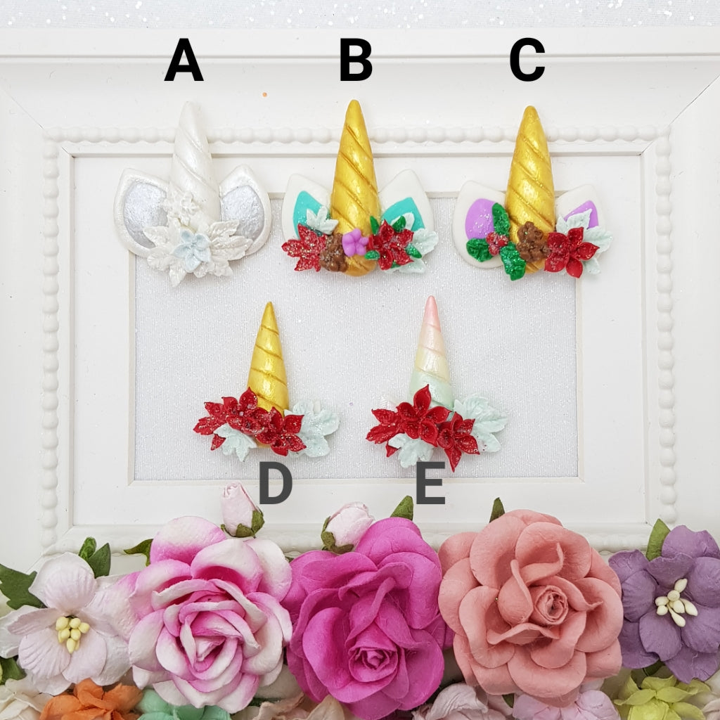 Christmas Unicorn Horn - Handmade Flatback Clay Bow Centre