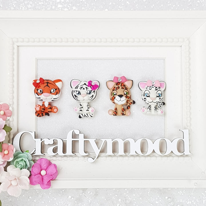 Little Roar Tiger and Cheetah - Handmade Flatback Clay Bow Centre