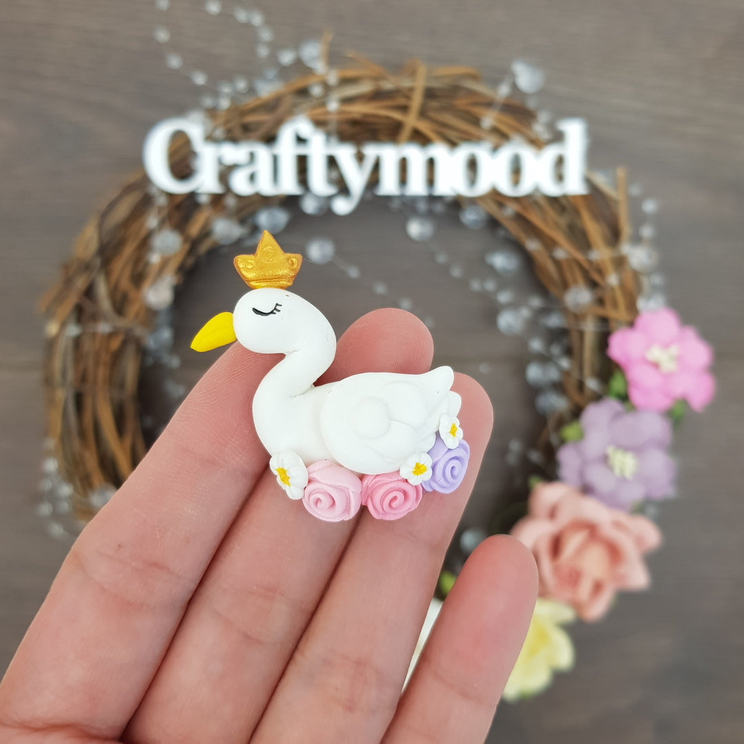 Sleepy crowned swan - Handmade Flatback Clay Bow Centre