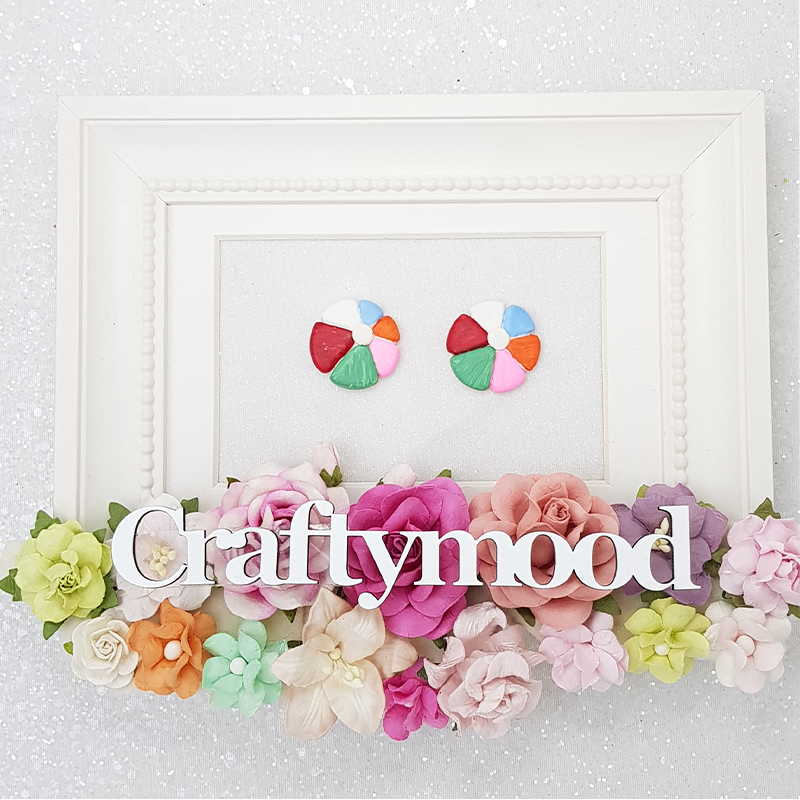 Beach ball - Embellishment Clay Bow Centre