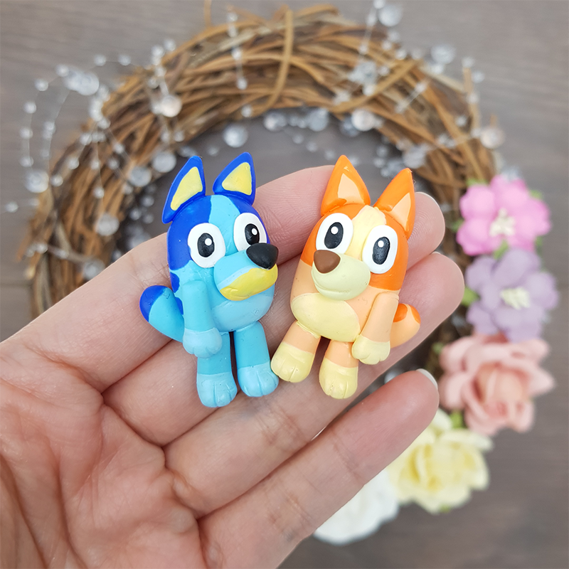 Blue and orange dog - Embellishment Clay Bow Centre
