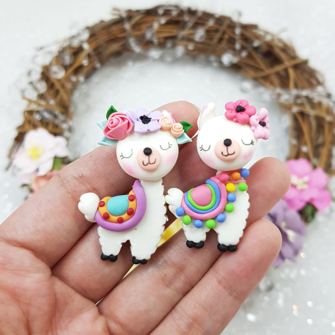 Adorable Llama - Embellishment Clay Bow Centre