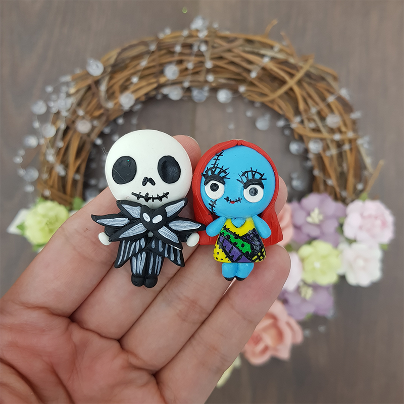 Cool skull couple - Handmade Flatback Clay Bow Centre