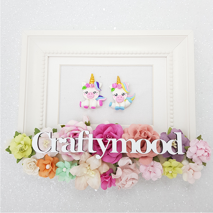 Baby unicorn - Embellishment Clay Bow Centre