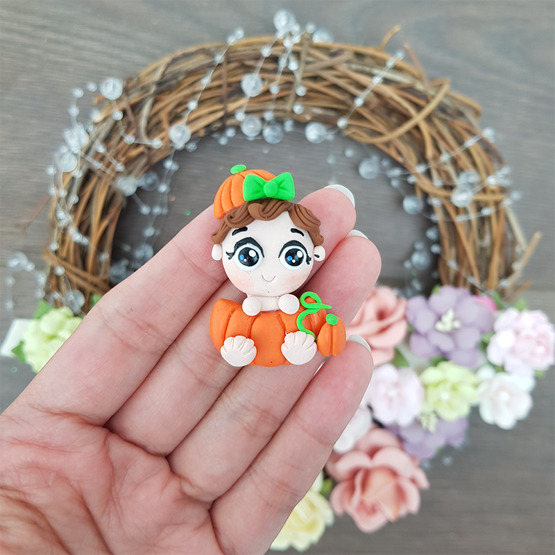 Sale pumpkin baby - Handmade Flatback Clay Bow Centre