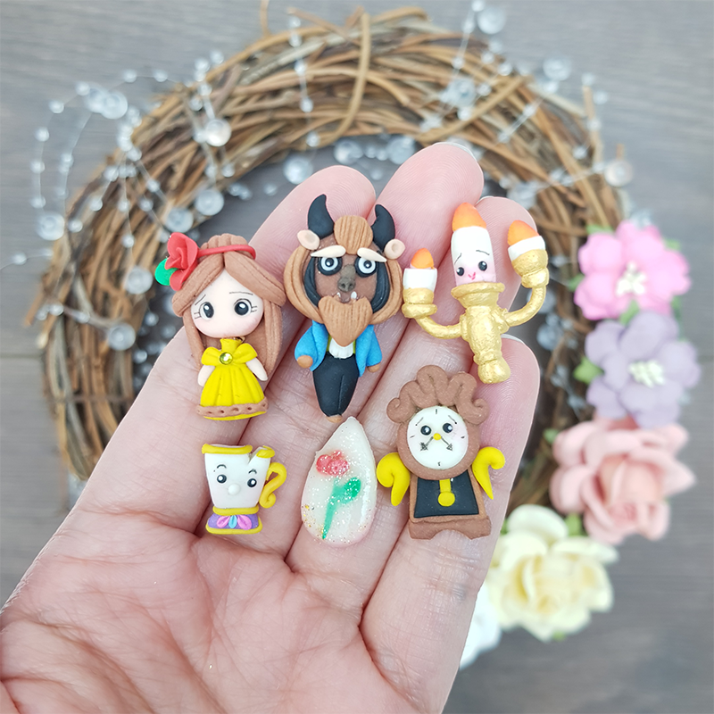 Mini Classic tale princess - set of 6 - Handmade Flatback Clay Bow Centre