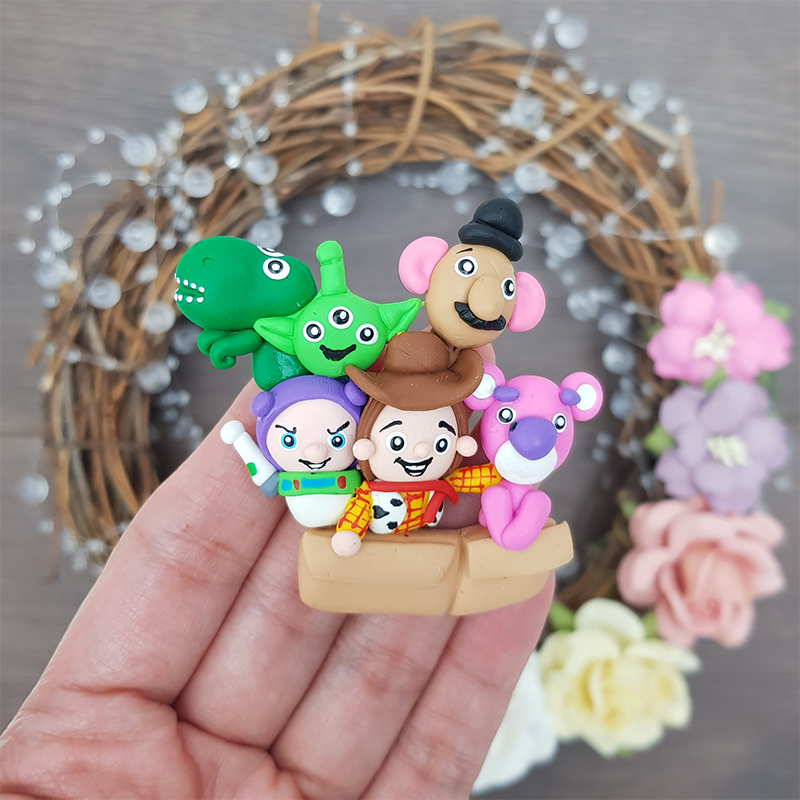 Toy cowboy friends - Embellishment Clay Bow Centre