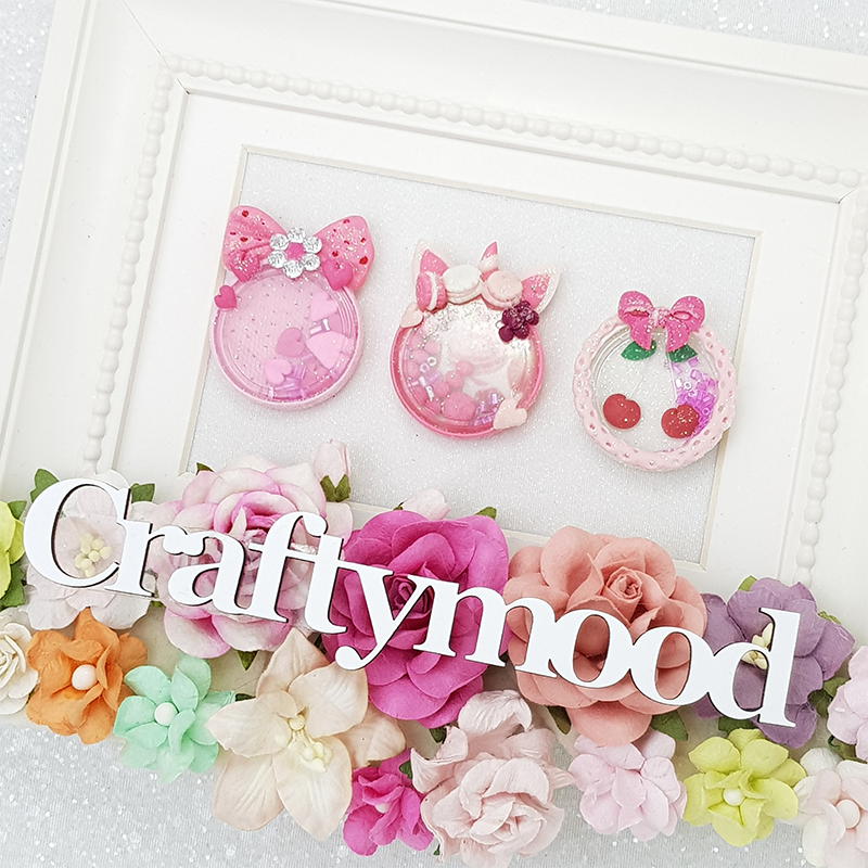 Valentine shakers - Handmade Flatback Clay Bow Centre