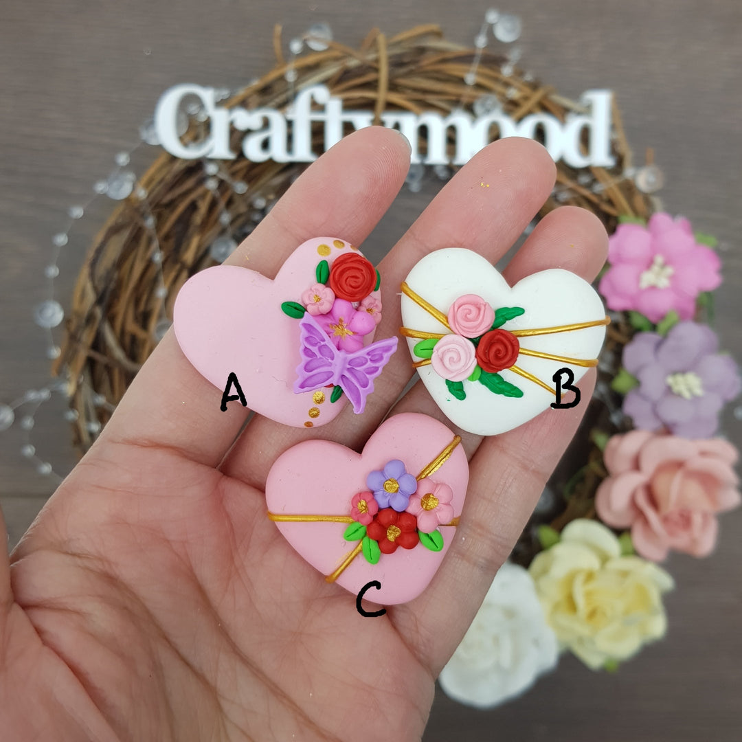 heart  - Embellishment Clay Bow Centre