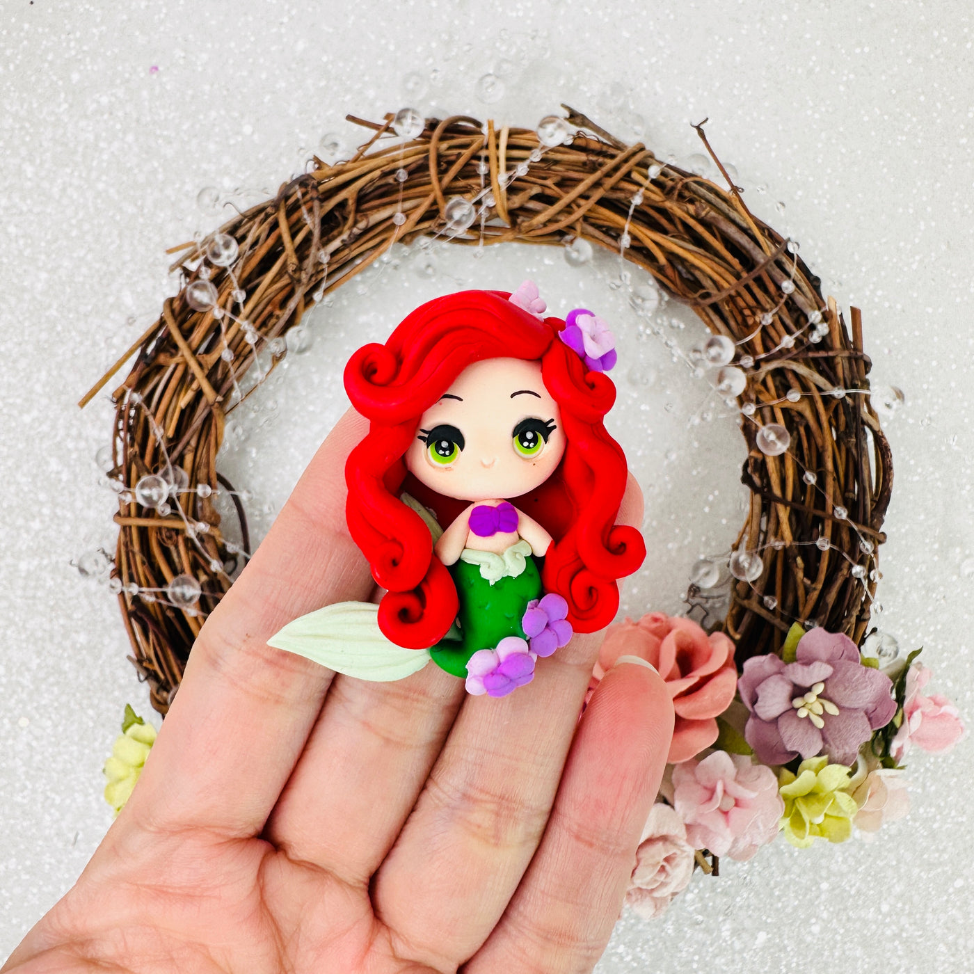 Adorable red hair mermaid - Embellishment Clay Bow Centre