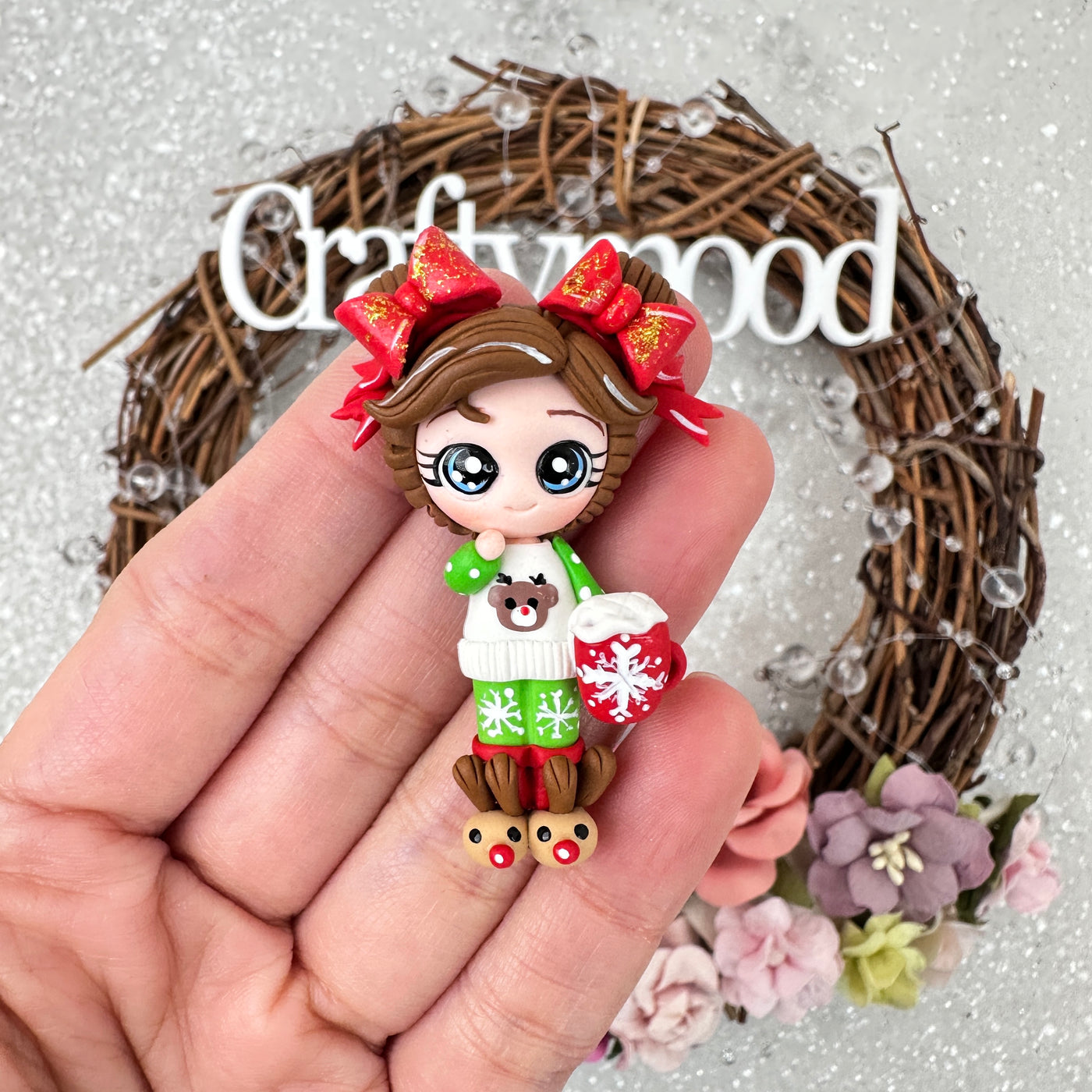 Christmas pajama girl and hot drink - Embellishment Clay Bow Centre
