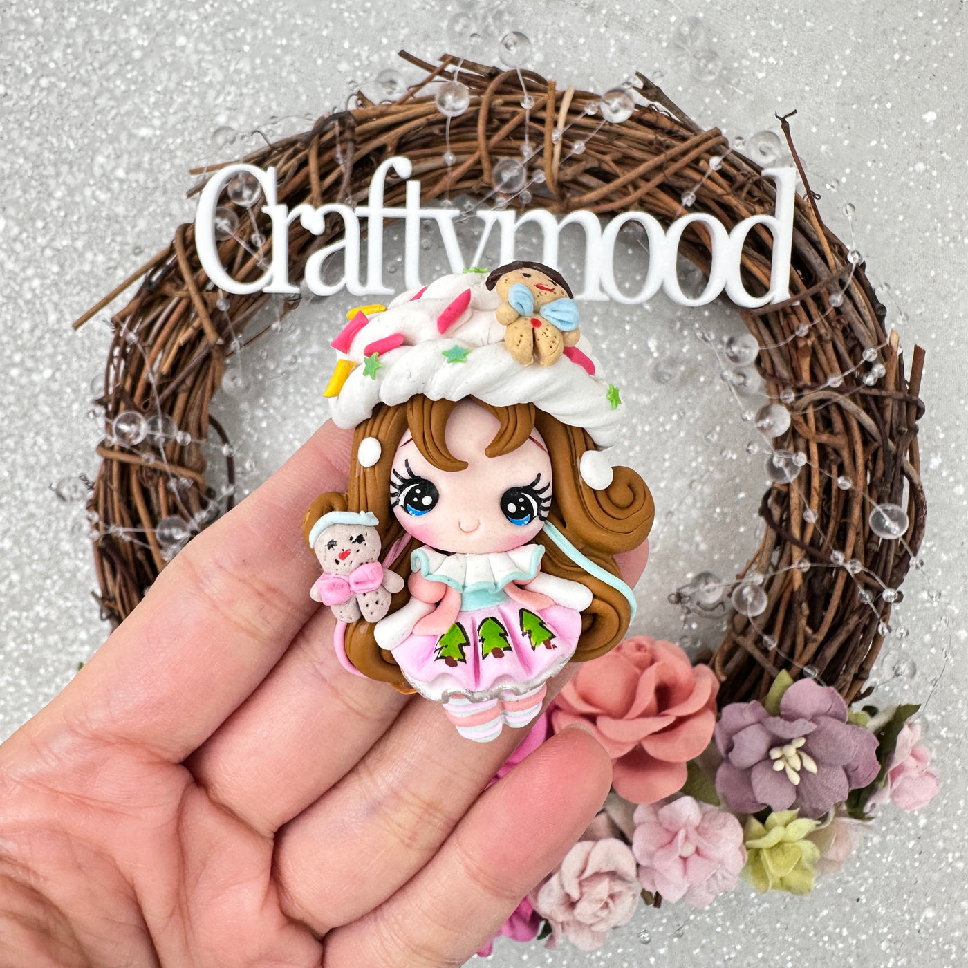 Christmas ice cream girl - Handmade Flatback Clay Bow Centre