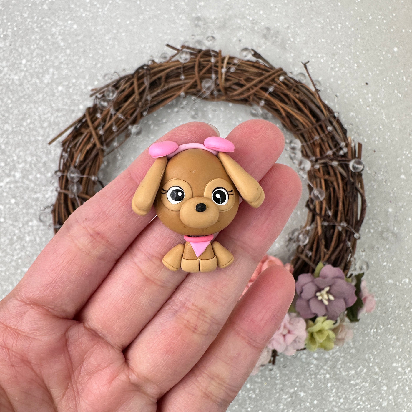 Cute brown dog - Embellishment Clay Bow Centre