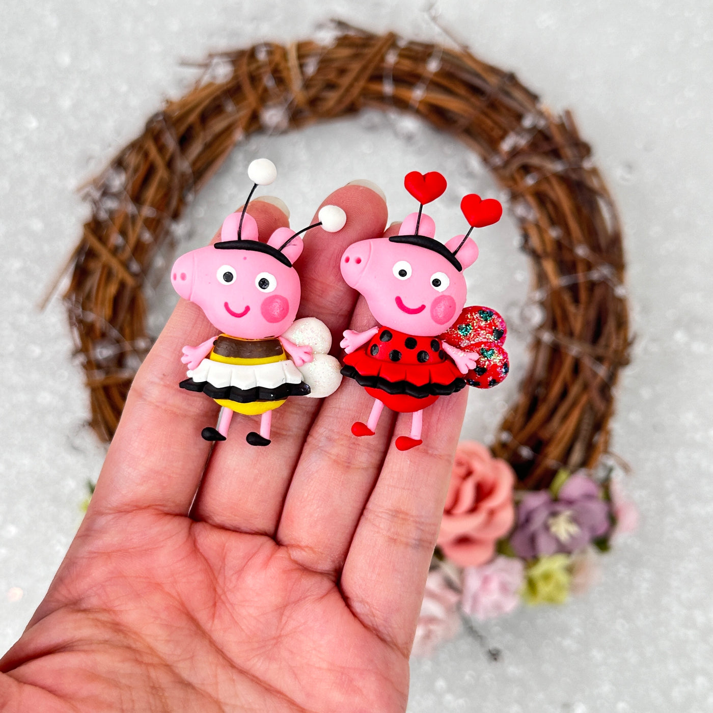 Pink pig Easter ladybug and bee - Embellishment Clay Bow Centre