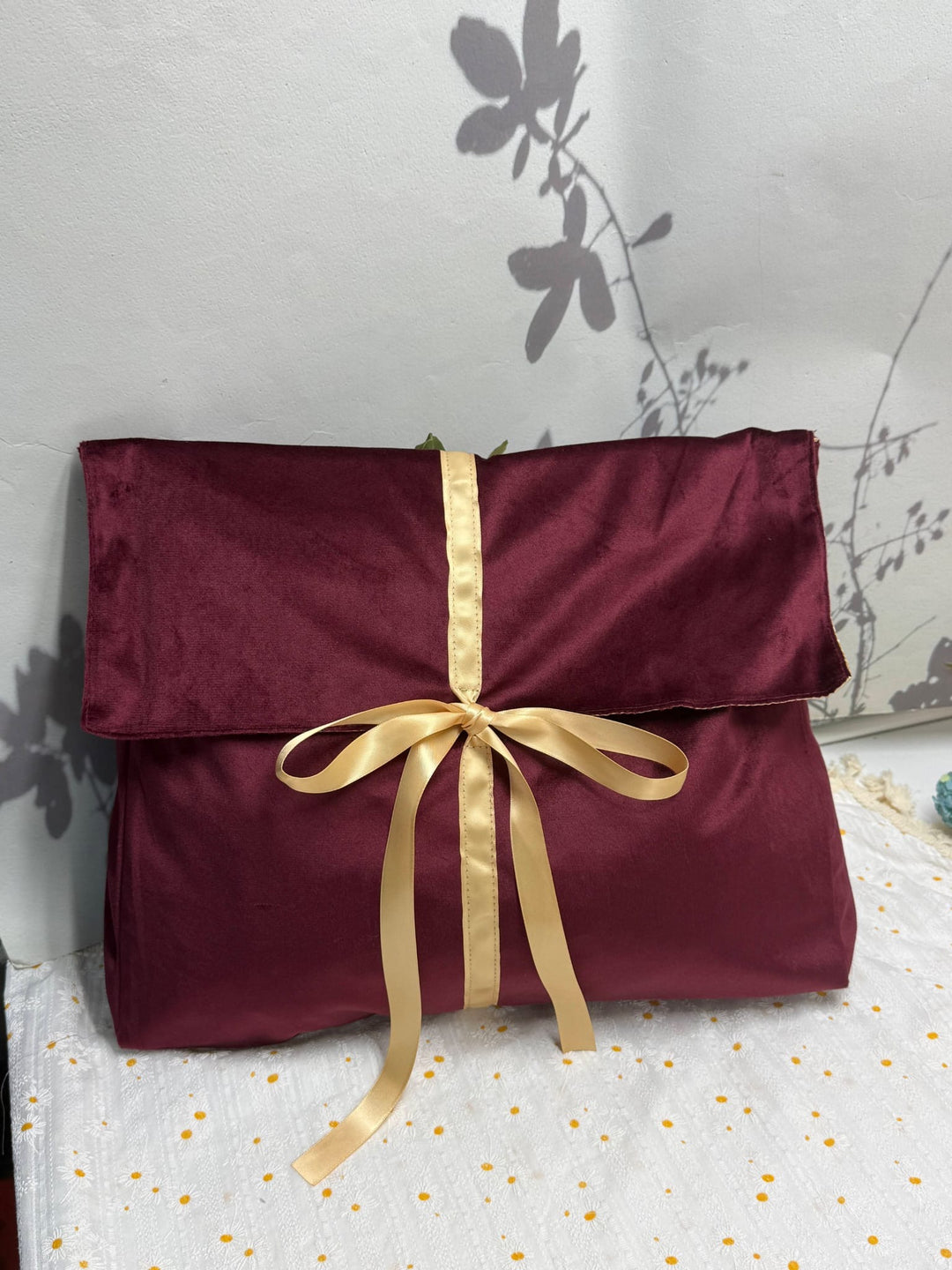 Velvet Christmas Envelope Gift Bag - Blank deep 40x34x10cm burgundy maroon red