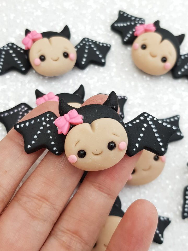 Clay Charm Embellishment - Bat Halloween - Crafty Mood