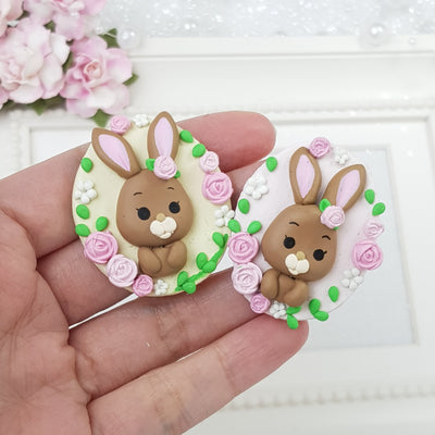 Adorable Bunny Plaque cameo - Handmade Flatback Clay Bow Centre - Crafty Mood