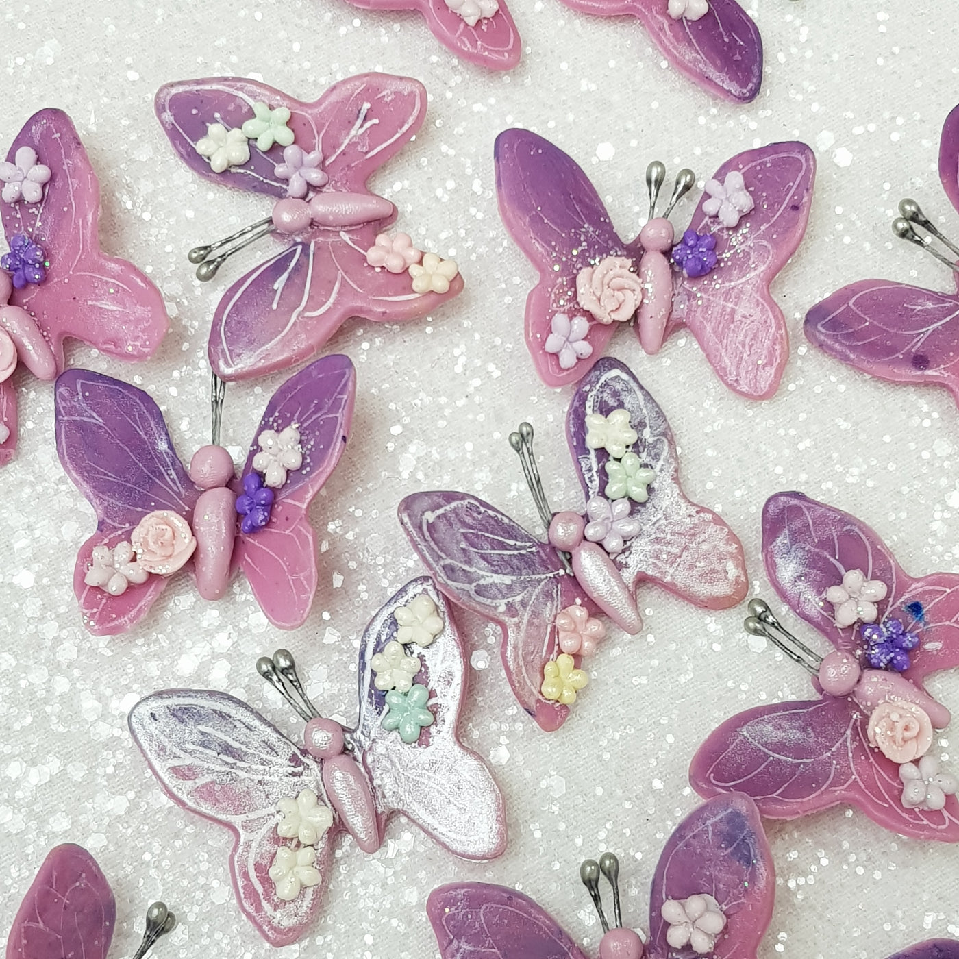 Purple butterfly random flower - Embellishment Clay Bow Centre - Crafty Mood