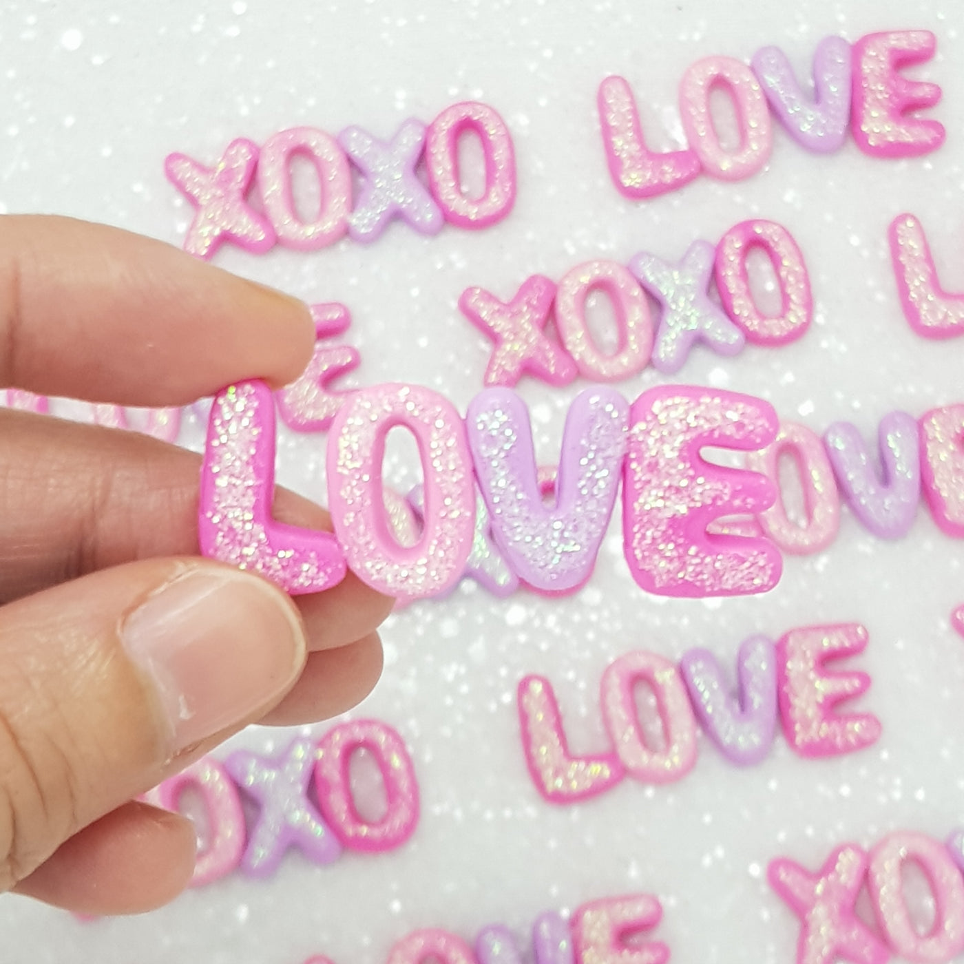 valentine love xoxo text  - Clay bow center