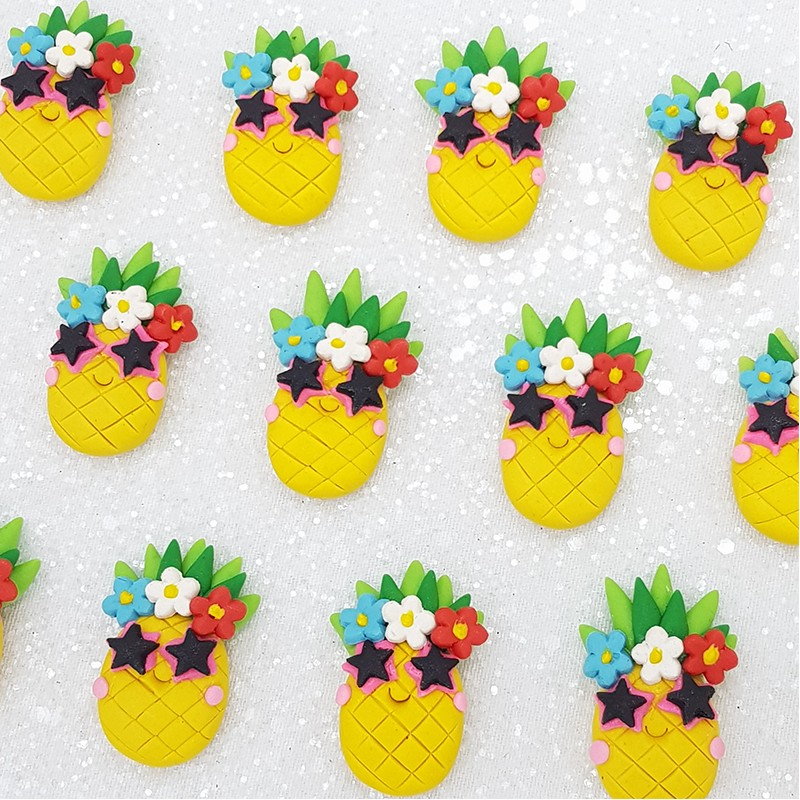 Pineapple and cool shades - Embellishment Clay Bow Centre