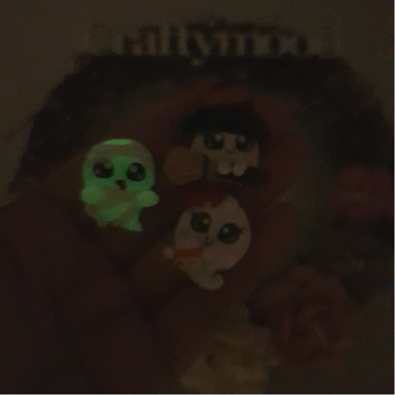 Halloween ghosts (glow in the dark) - Embellishment Clay Bow Centre
