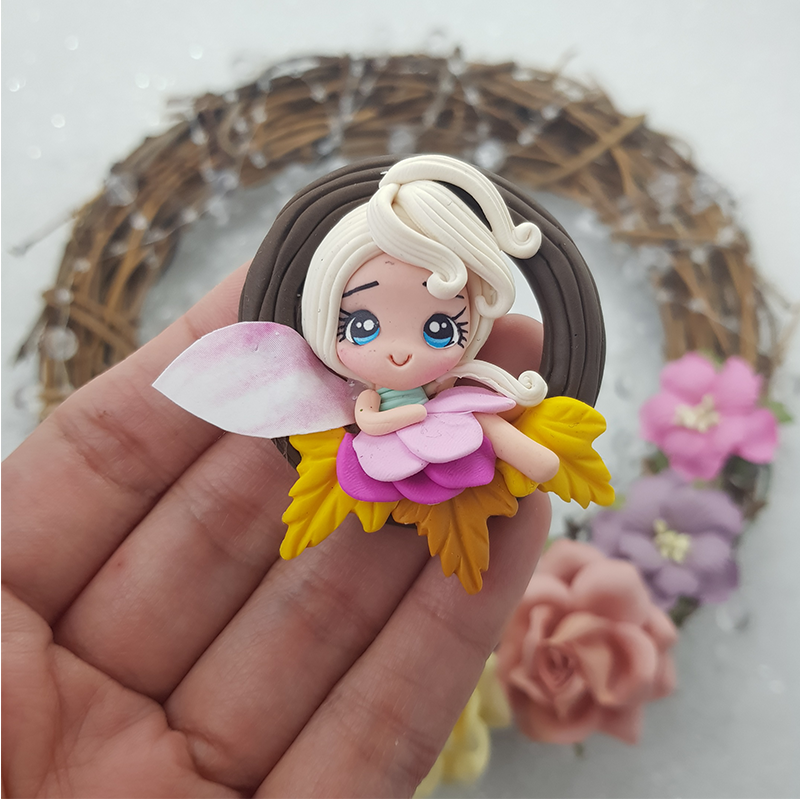 Yellow leave fairy - Embellishment Clay Bow Centre