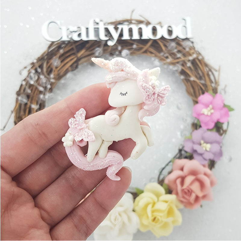 Frosty pink hair unicorn- Handmade Flatback Clay Bow Centre
