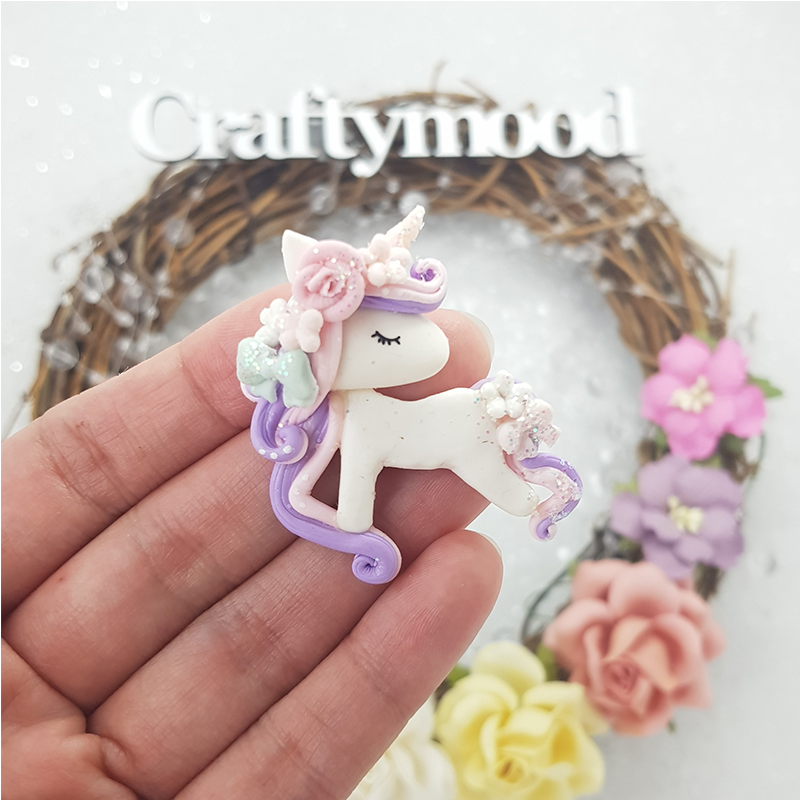 Rainbow hair unicorn - Embellishment Clay Bow Centre