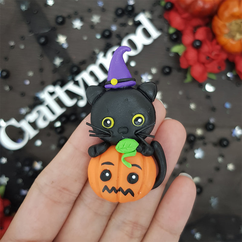 Halloween black cat and pumpkin - Embellishment Clay Bow Centre
