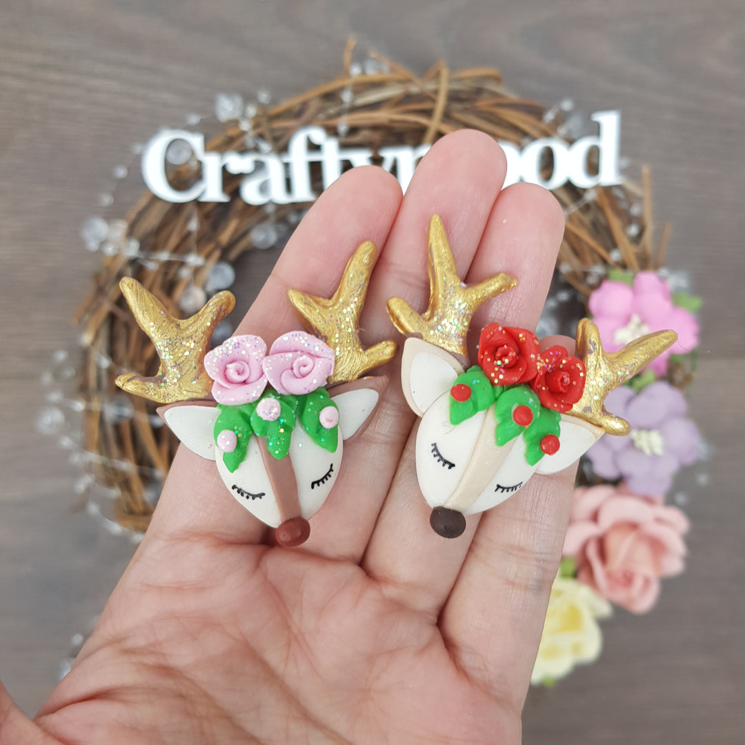 Gorgeous Christmas Reindeer - Embellishment Clay Bow Centre