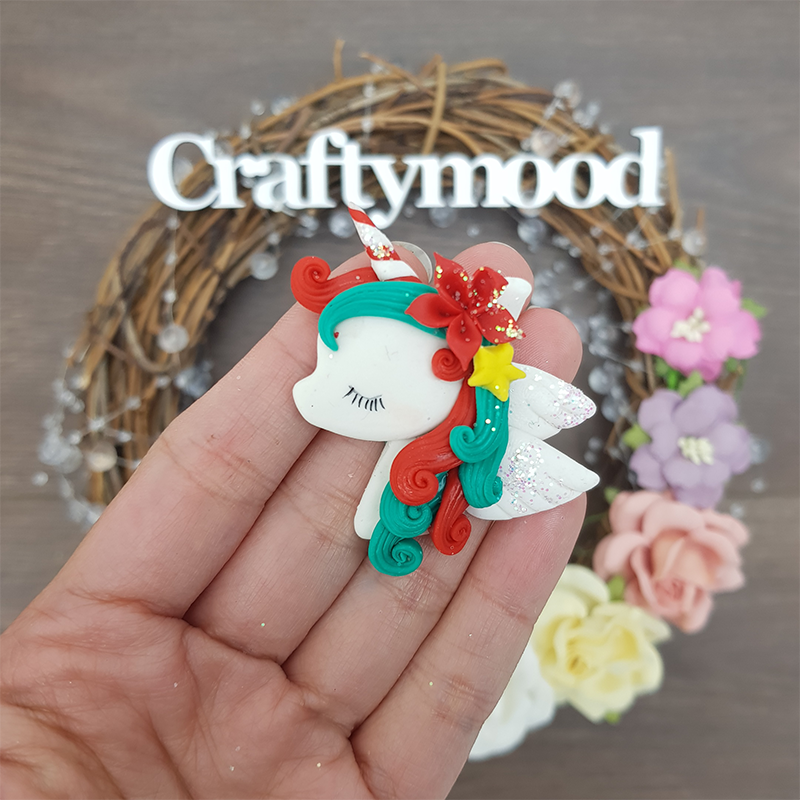 Christmas sleepy unicorn - Embellishment Clay Bow Centre