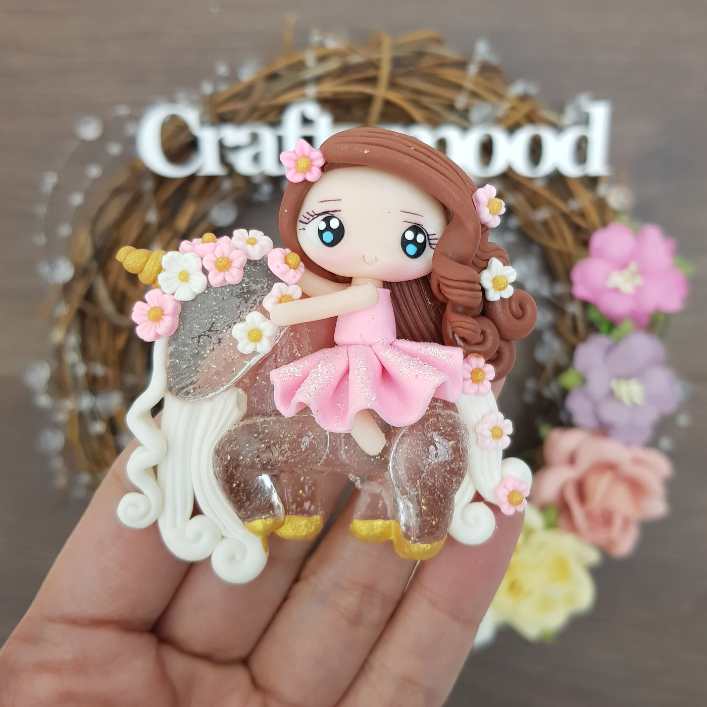 Pink unicorn girl - Embellishment Clay Bow Centre