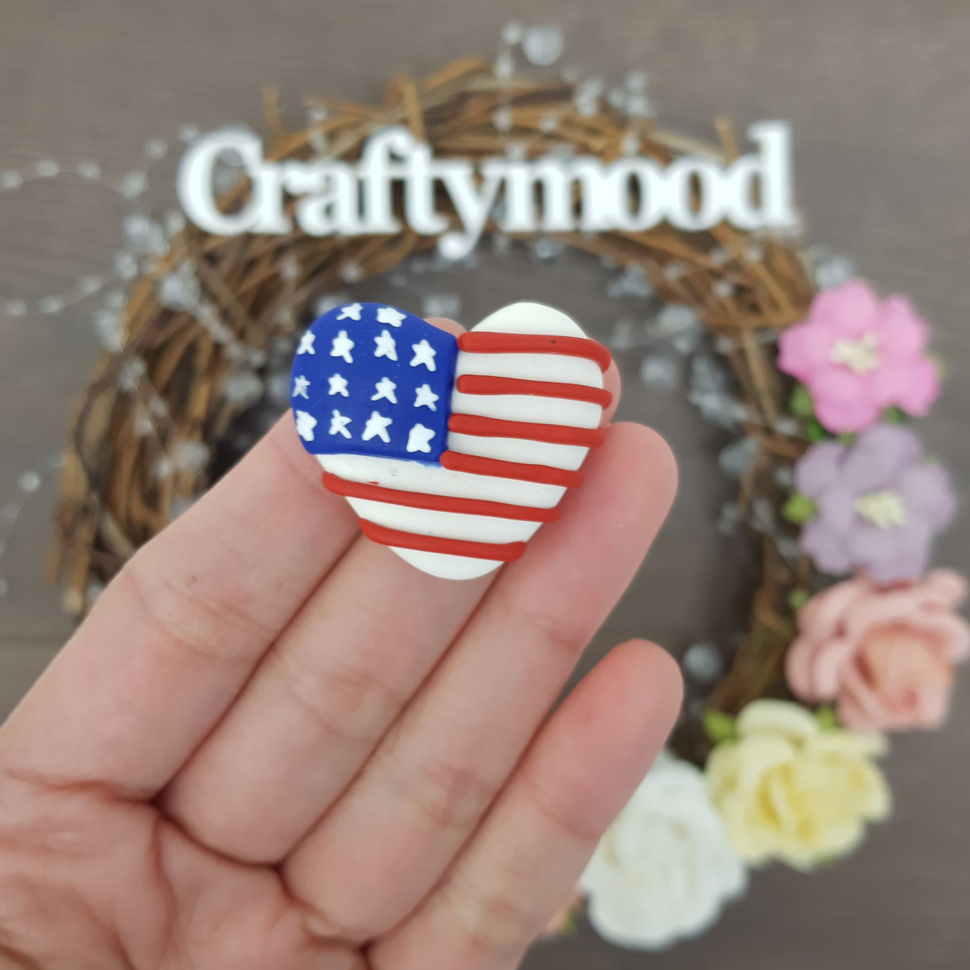 USA flag heart - Handmade Flatback Clay Bow Centre