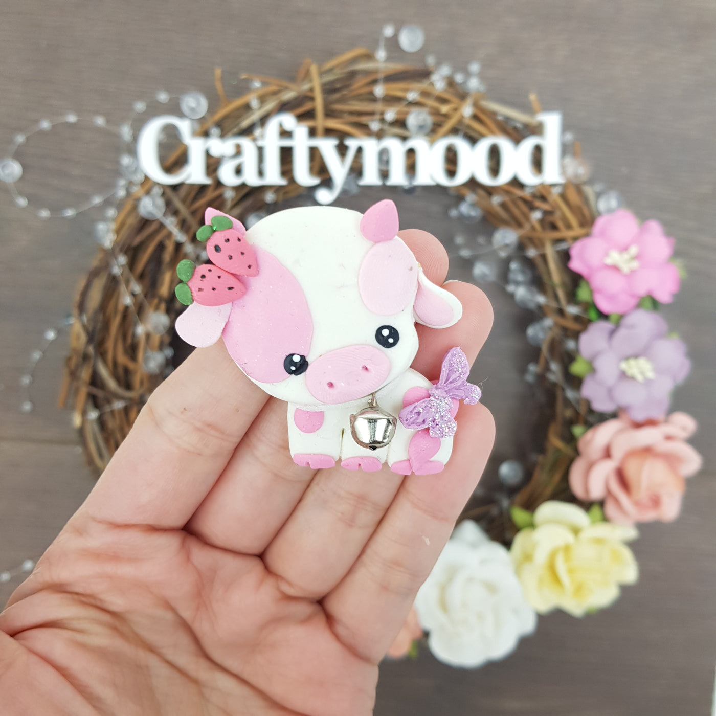 Cute pink cow - Embellishment Clay Bow Centre