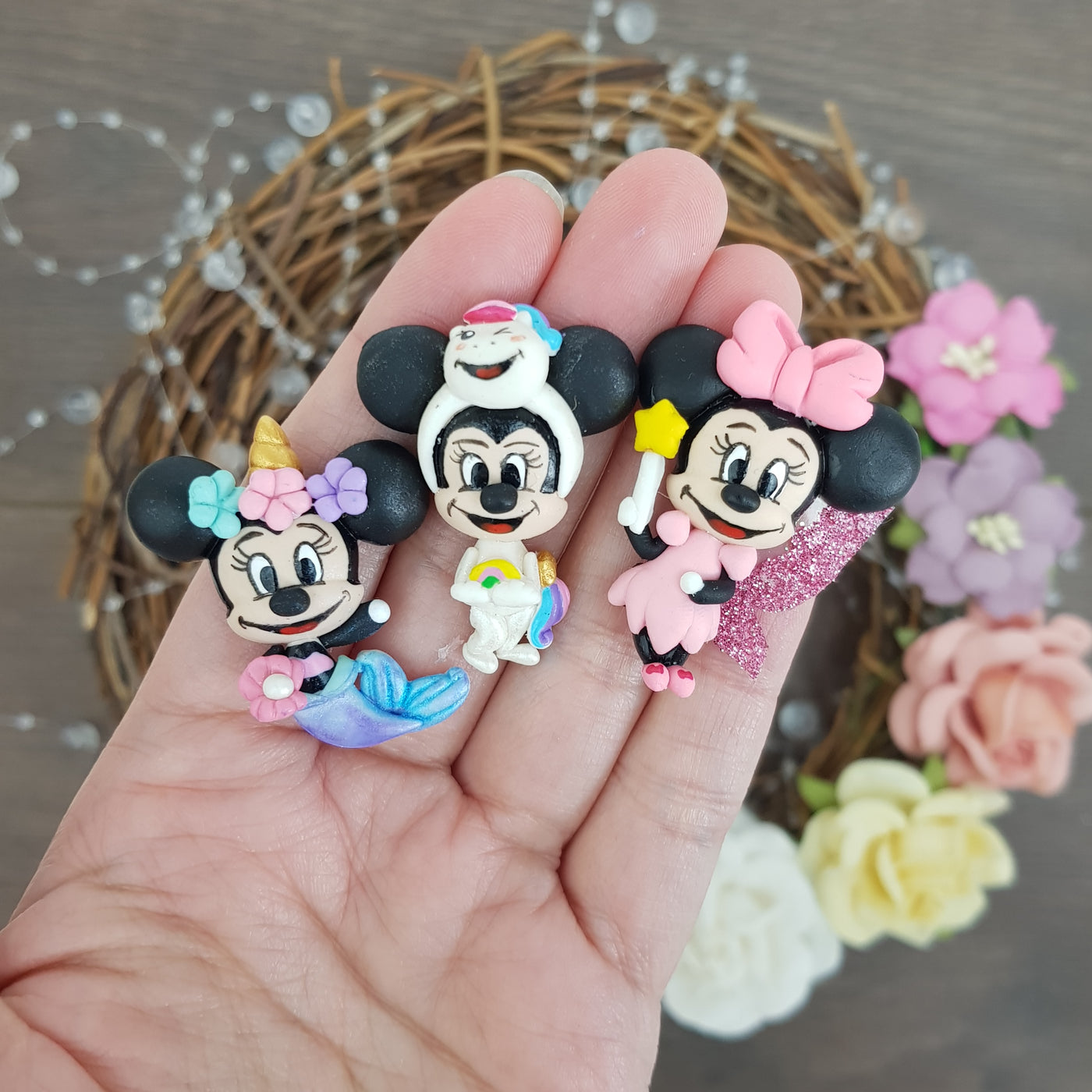 Magical mouse girl - Embellishment Clay Bow Centre