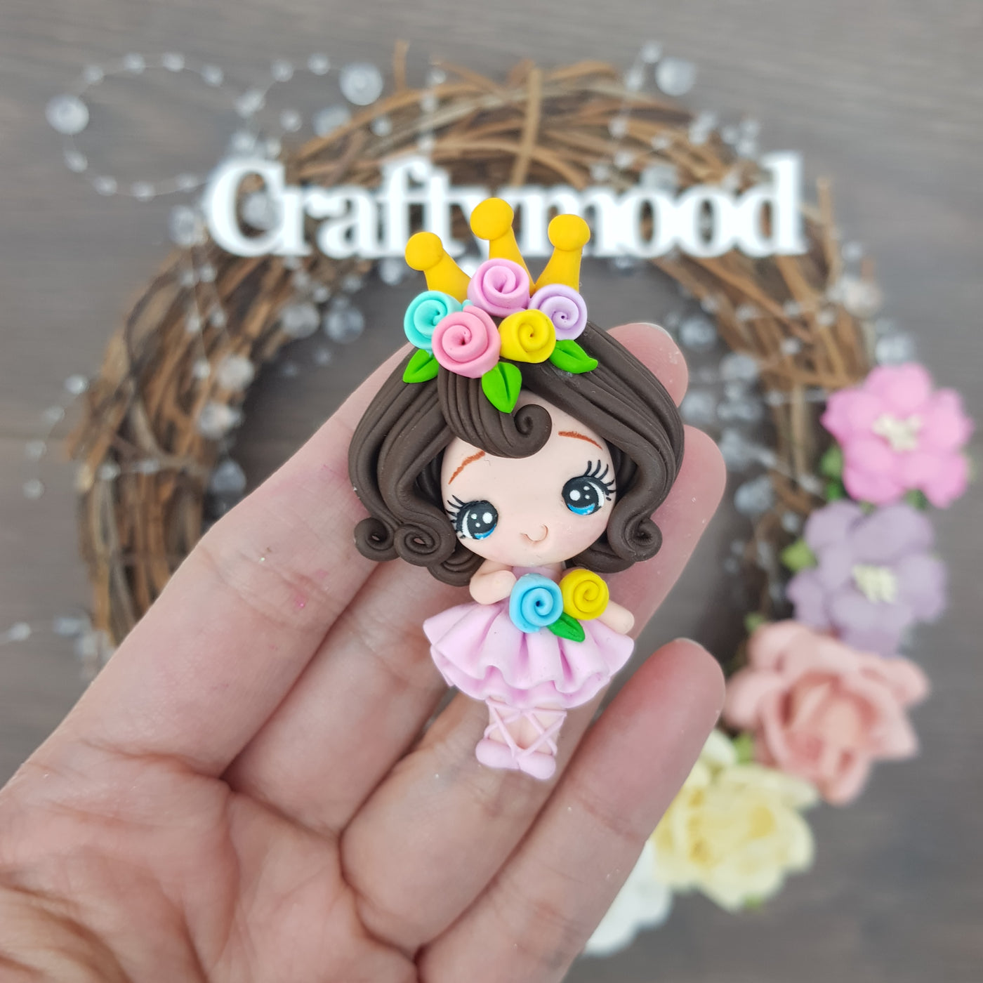 Spring queen girl - Embellishment Clay Bow Centre