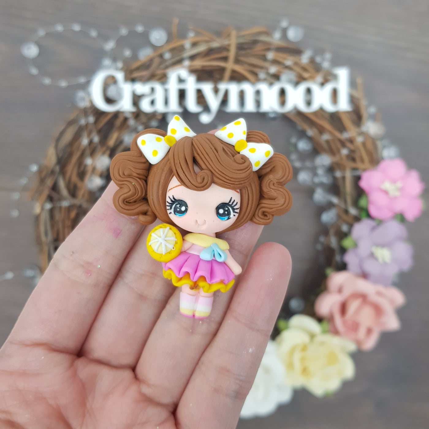 Summer lemon girl - Handmade Flatback Clay Bow Centre