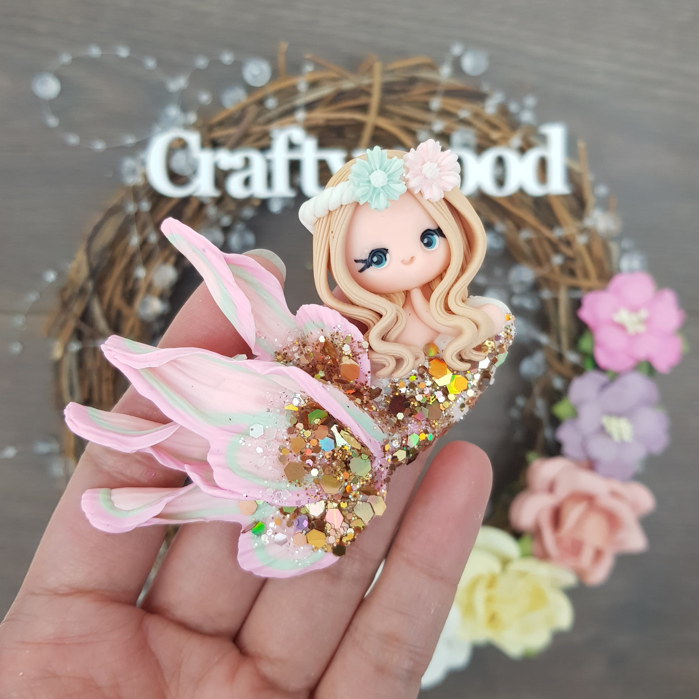 Beautiful mermaid pink golden - Embellishment Clay Bow Centre