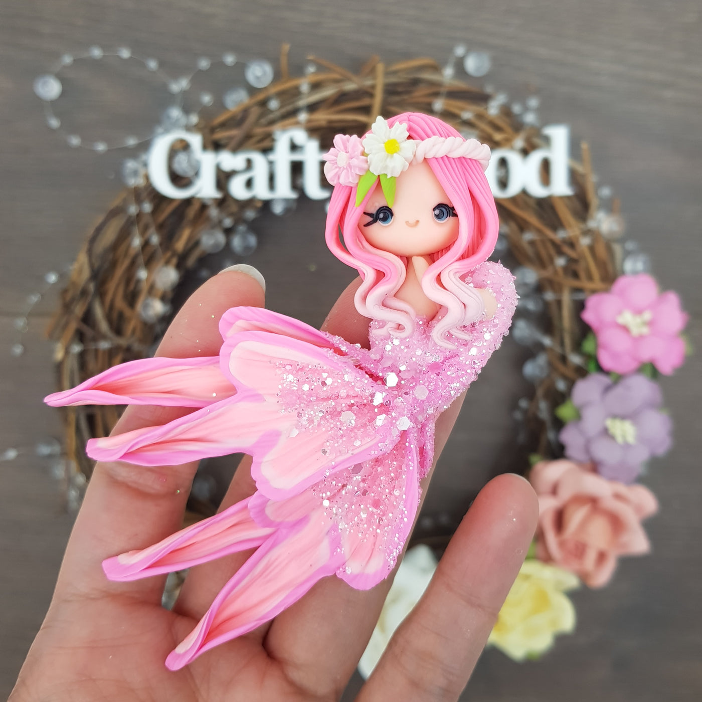 Beautiful mermaid pink sparkle - Embellishment Clay Bow Centre