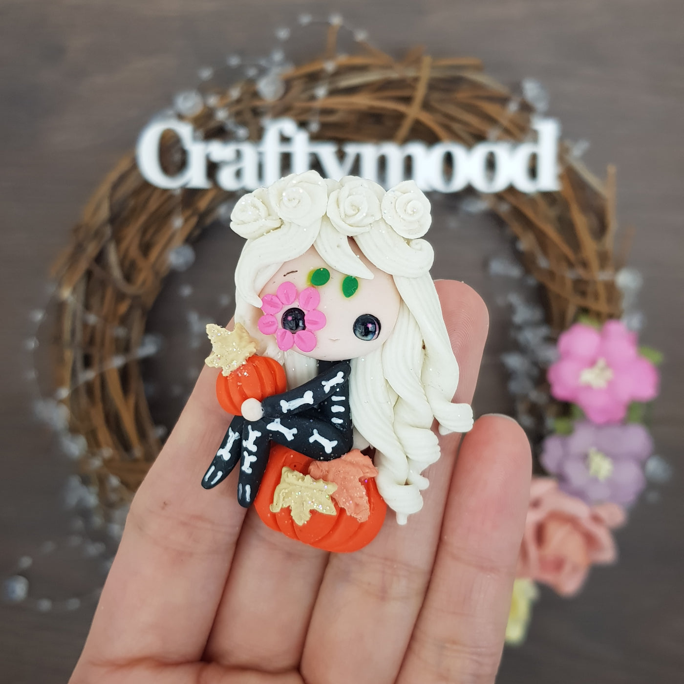 Halloween skeleton girl - Embellishment Clay Bow Centre