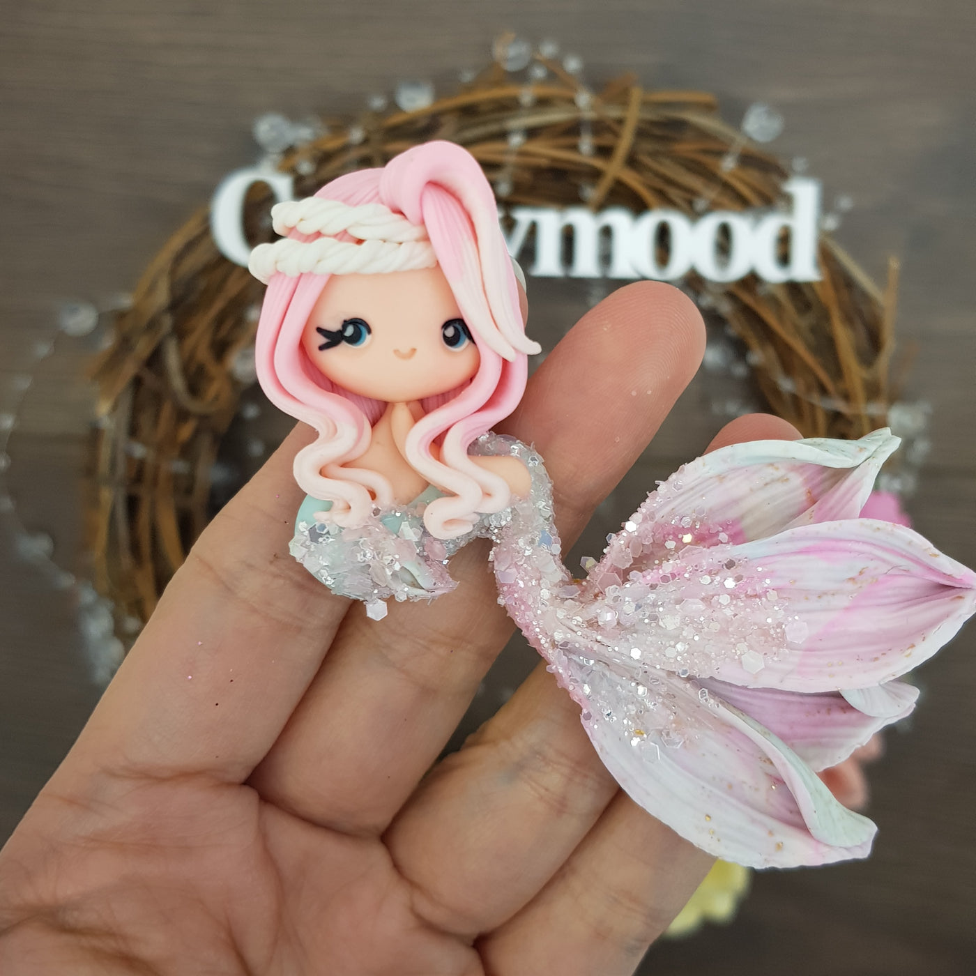Beautiful mermaid soft pink - Embellishment Clay Bow Centre