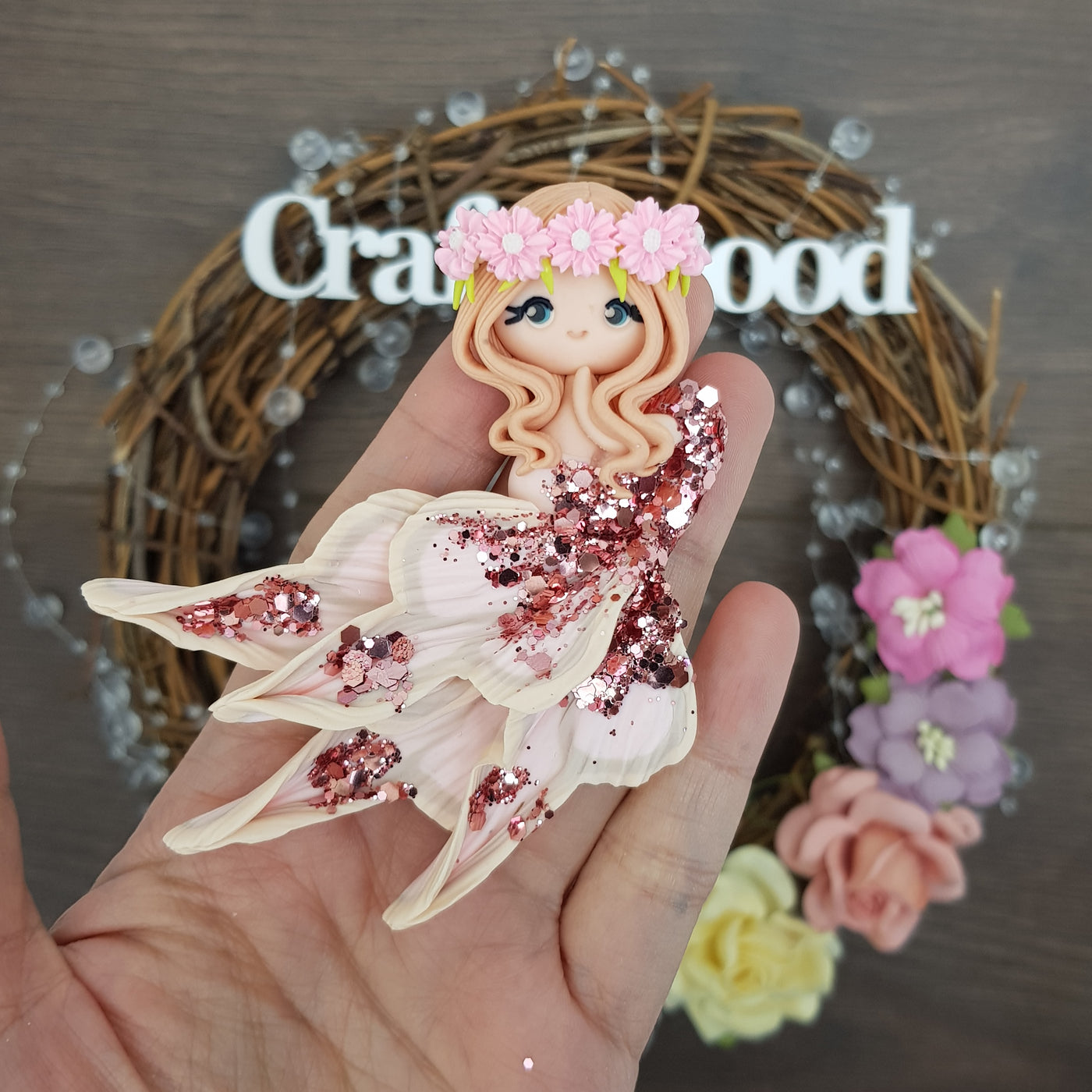 Beautiful mermaid rose gold -  Embellishment Clay Bow Centre