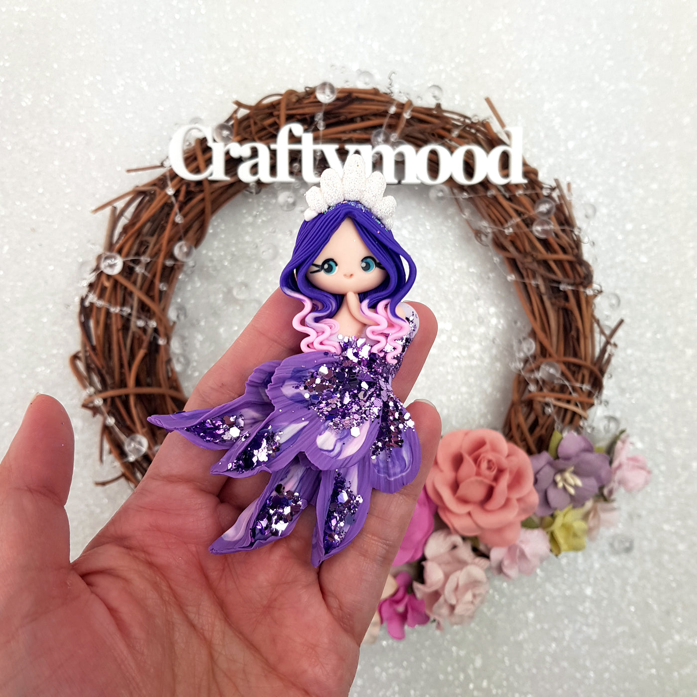 Beautiful mermaid purple lilac -  Embellishment Clay Bow Centre