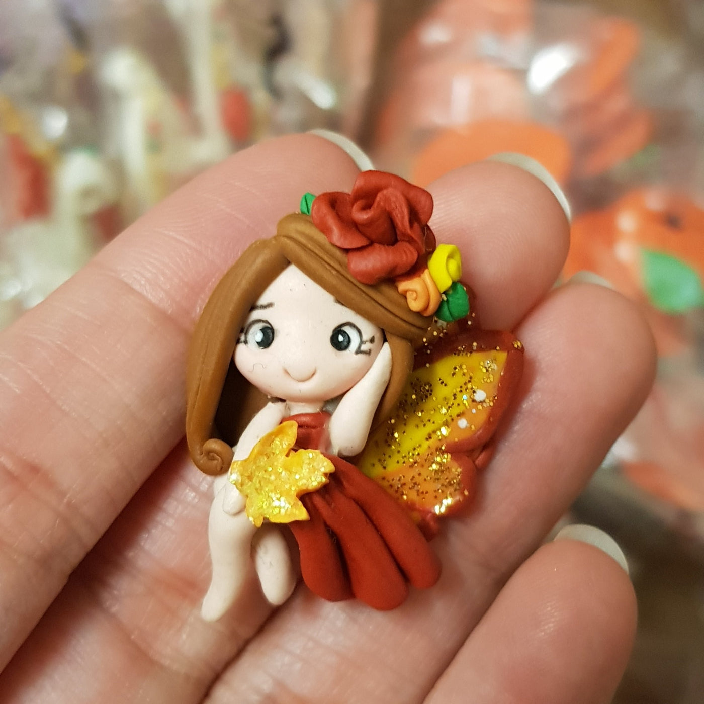 Tiny autumn fairy - Embellishment Clay Bow Centre