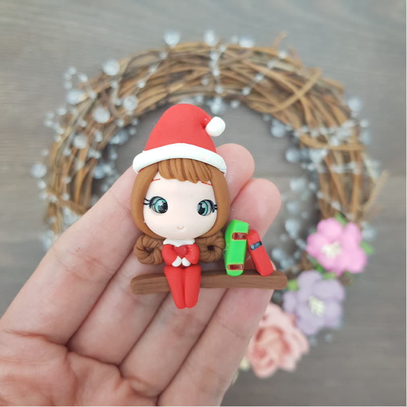 Christmas elf girl - Embellishment Clay Bow Centre