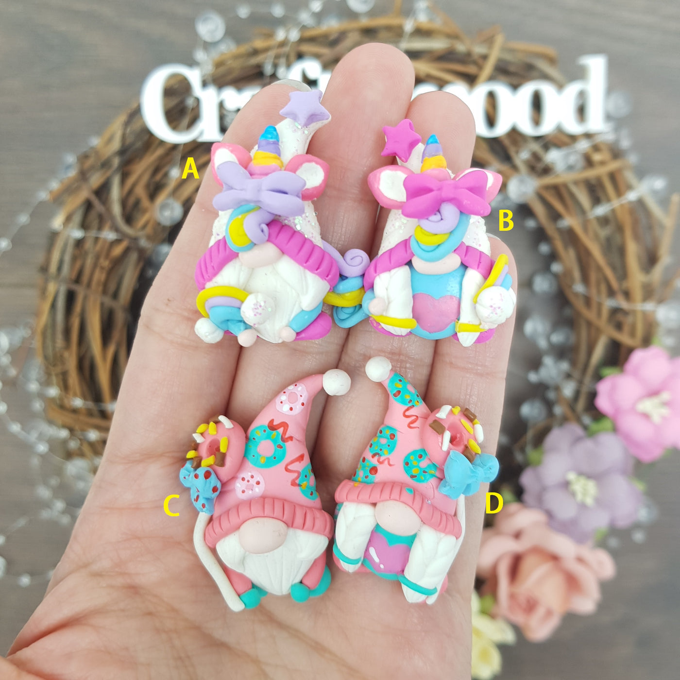Sweets unicorn gnome - Embellishment Clay Bow Centre