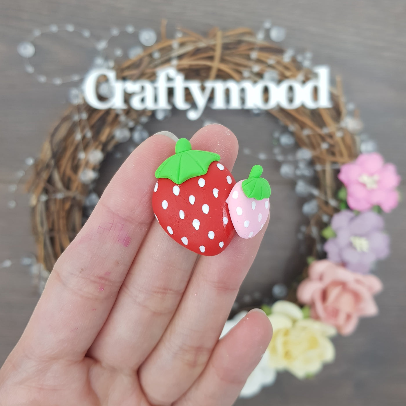 Double strawberry - Handmade Flatback Clay Bow Centre