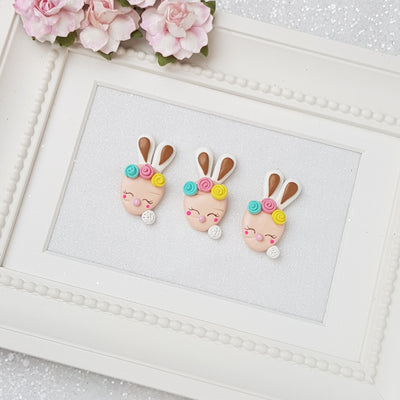 Happy blushing bunny - Embellishment Clay Bow Centre - Crafty Mood